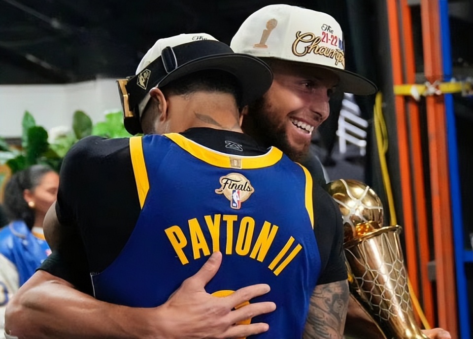 亚博体育平台-金州勇士2022夺冠三年以来历程概述