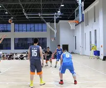 亚博游戏官网-篮球场上球员各位置的名称和职责是什么?